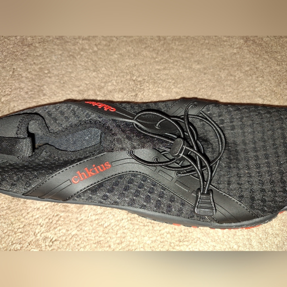 NWT / MENS SIZE 12 / Chkus Black Athletic Water Shoes with Red Accents - Picture 2 of 13